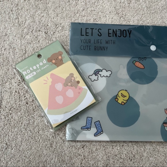 Japanese Stationary Folder and Notepad Set - Picture 4 of 13